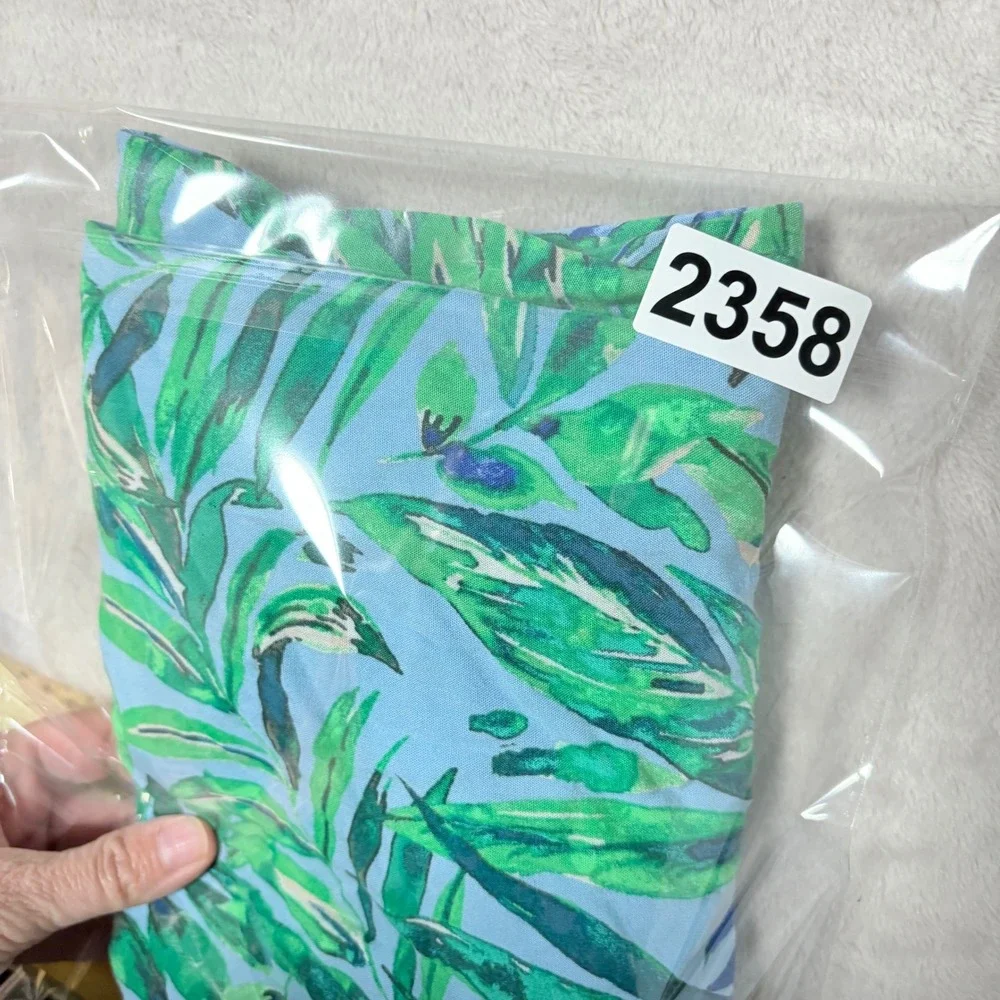 J. Jill Tropical Leaf Print Pull On Shorts Womens Blue Green size M Rayon Tassel